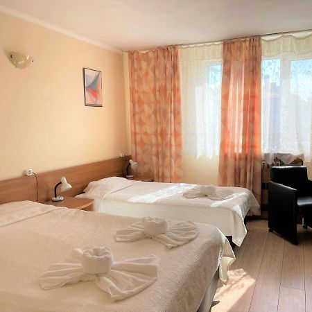 Family Hotel Central Burgas City Exterior foto