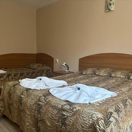 Family Hotel Central Burgas City Exterior foto